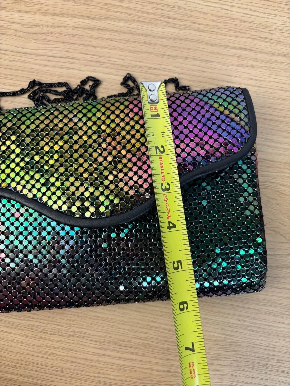 Metal Mesh Iridescent‎ Envelope Clutch With Chain